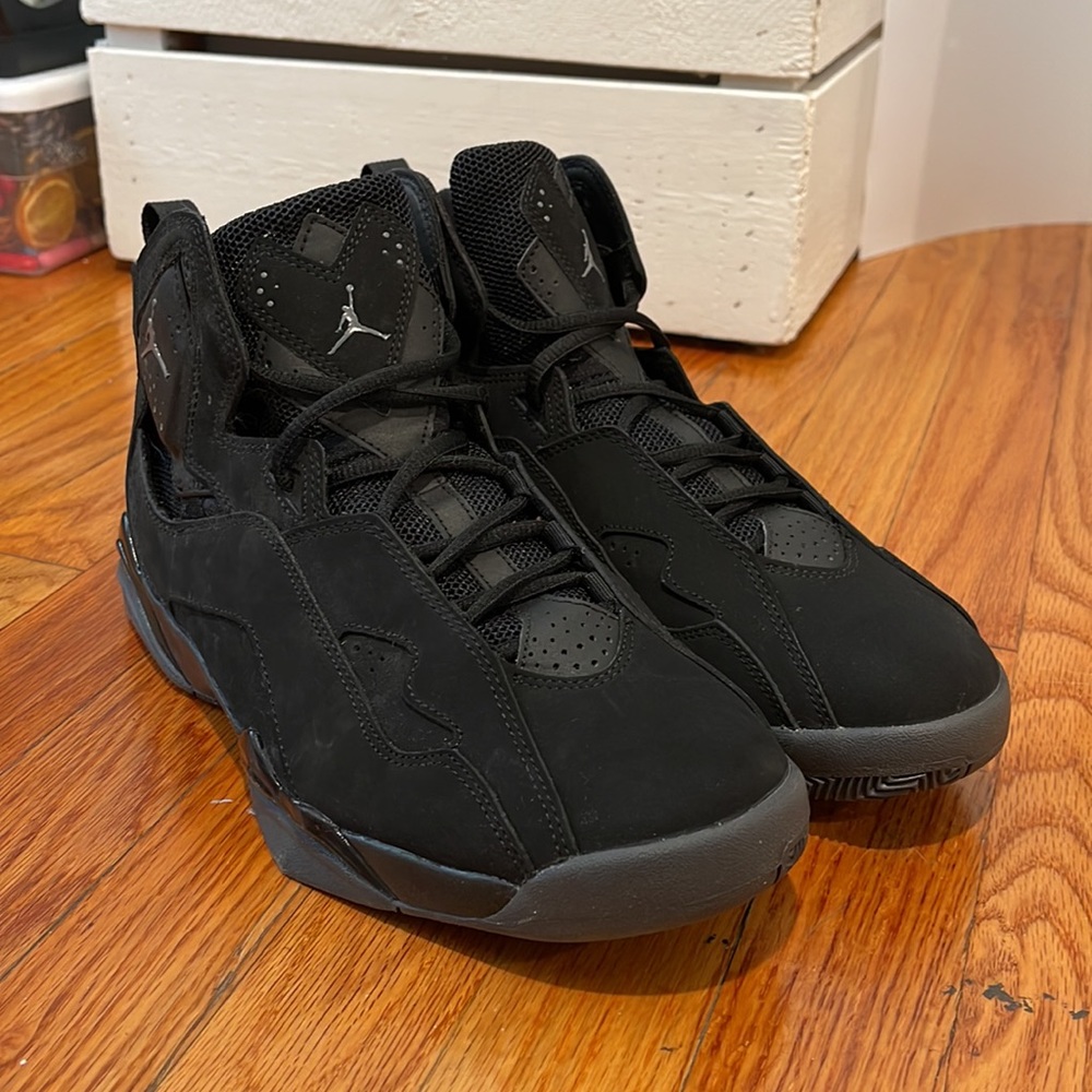 Jordan True Flights